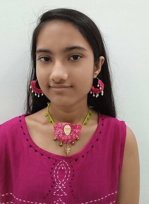 Rose Vine Necklace Crochet Pattern