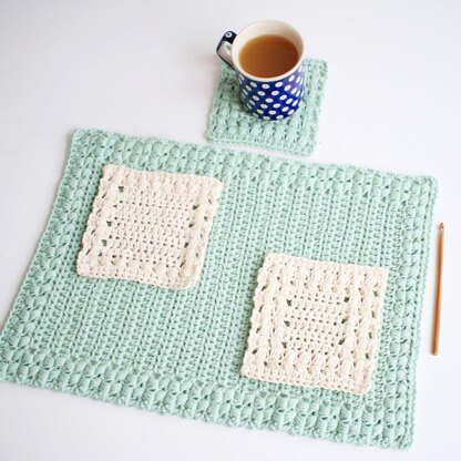 Sunny Hollow Placemat and Coaster Set