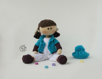 Annabel doll knitted flat