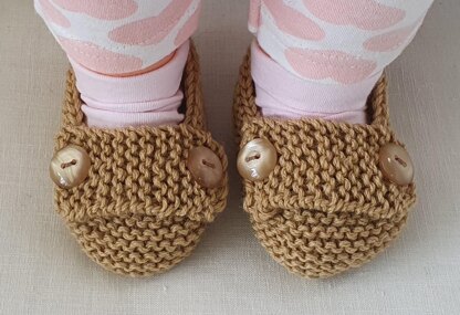 Nadia - Baby shoes with buttoned strap