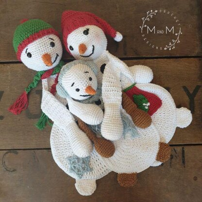 Melly Teddy Ragdoll Snowman Family