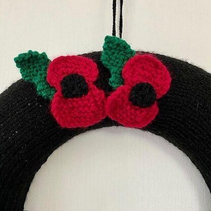 Remembrance Poppy Wreath & Figures