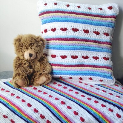 Rainbow Sweetheart Cushion