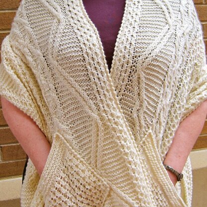 Warm Fisherman Pocket Shawl