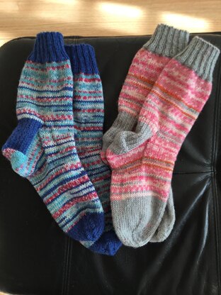 Elida and Sofia’s Christmas sox