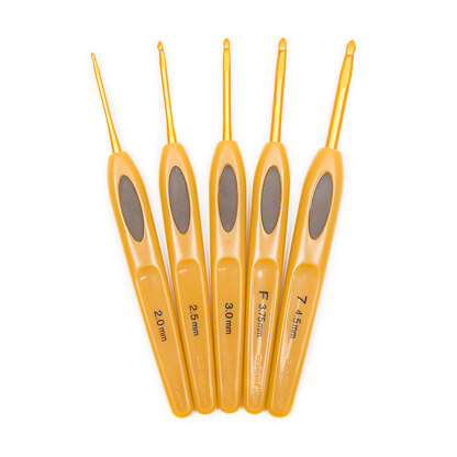 Clover Soft Touch Crochet Hooks B ,D, E, F, G