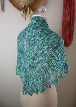 Soleil Lace Shawlette