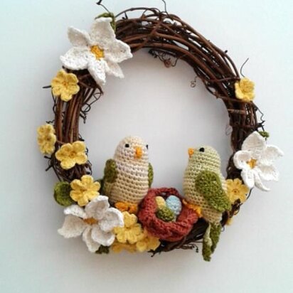 Easter Wreath Bird Family