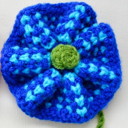 Twisted Tweed Flower Brooch Knitting Pattern - Free Knitting Pattern.