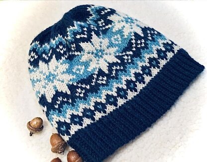 Graphic Selbu Knit Hat
