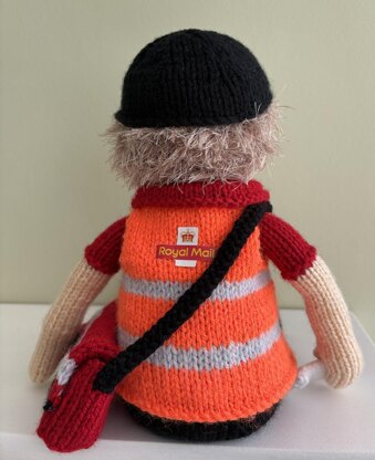 Postman Pete shelf sitter