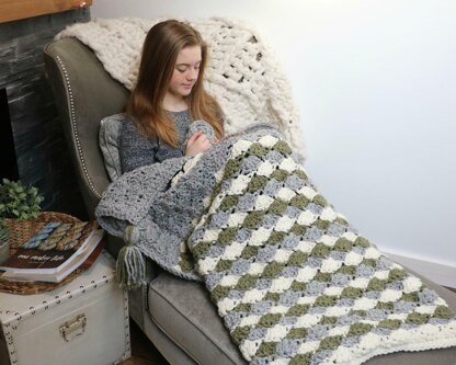 Sleepy Owl Cocoon Blanket