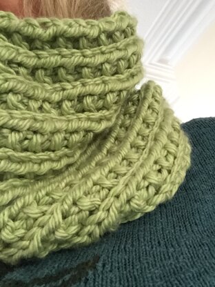 Superchunky cowl