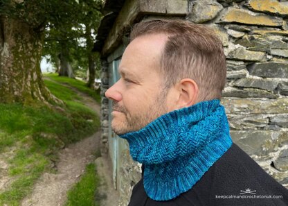 Cat Bells Cowl