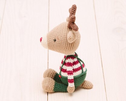 Amigurumi reindeer