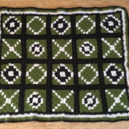 XOXO C2C Lap Blanket