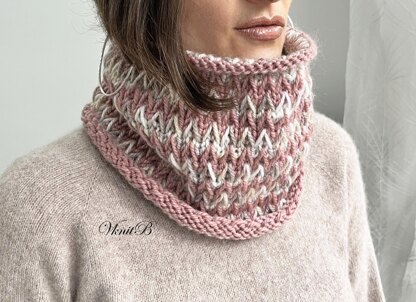 Zig-Zag Cowl