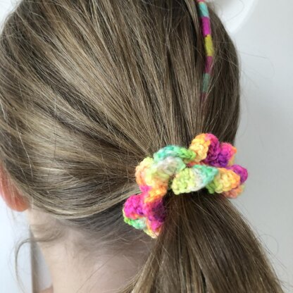 Scrap Sock Yarn Hair Scrunchie - Free Crochet Pattern