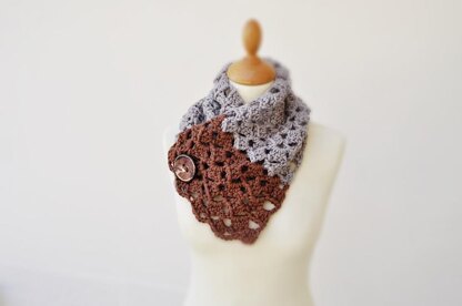 Lacy Crochet Cowl