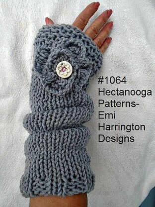 1064- GREY Legwarmers & Texting Gloves