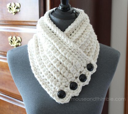 Tuscany Neck Warmer US TERMS 7916