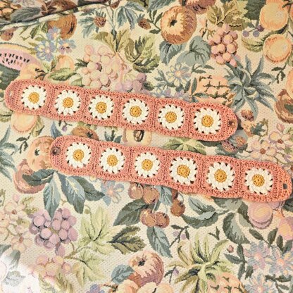 Daisy Curtain Ties