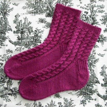 Jen Hagan Design Cable & Lace Socks PDF