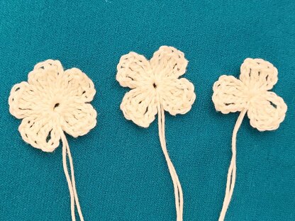 Tiny micro flower crochet pattern