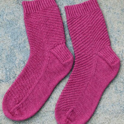 Helter Skelter Socks - knitting pattern