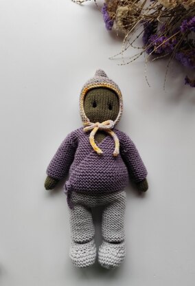 Clothes for The Oak Folk Doll Set O