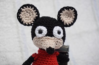 Crochet Pattern Juno the Mouse