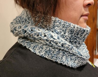 Arrowhead Cowl