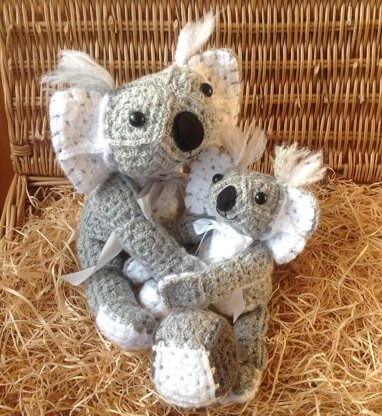 Granny Square Koala Bears