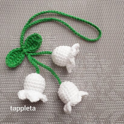 Lilly of the valley charm crochet