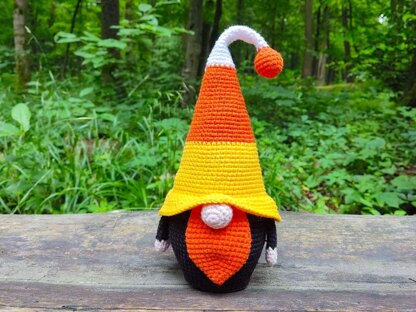 Gnome candy corn