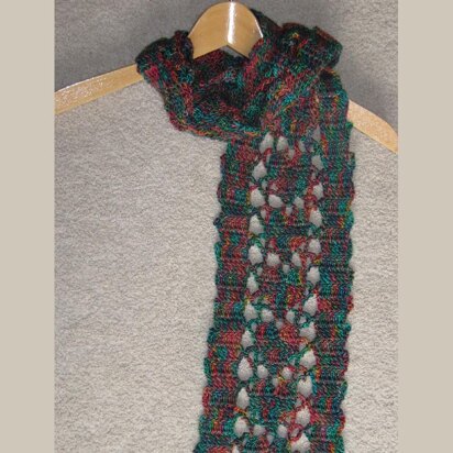 Chain of Hearts Scarf