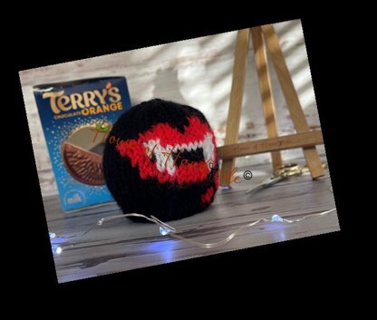 Vampiress Chocolate Orange Cover Knitting Pattern