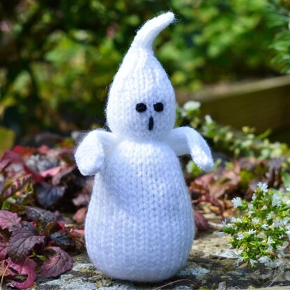 Halloween Ghost Toy Knitting Pattern - Doll Knitting Pattern