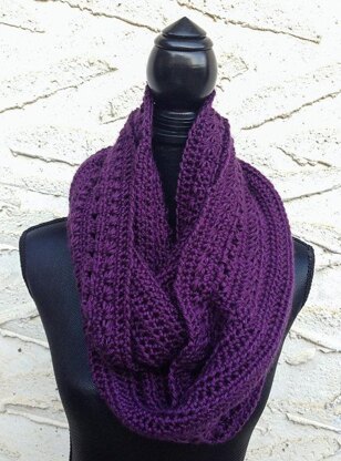 Crocus Plains Infinity Scarf