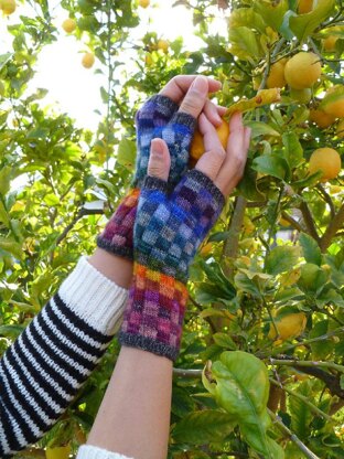 Mosaic Happy Fingerless Gloves