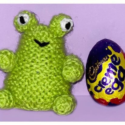 Easter Frog chocolate cover fits Creme Egg