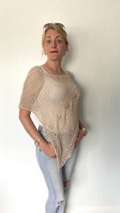 Delicate Cable Poncho