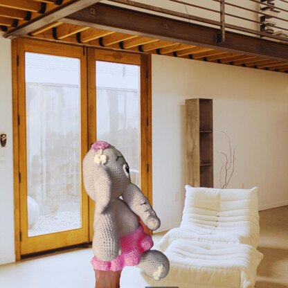 Elley the elephant Amigurumi free pattern