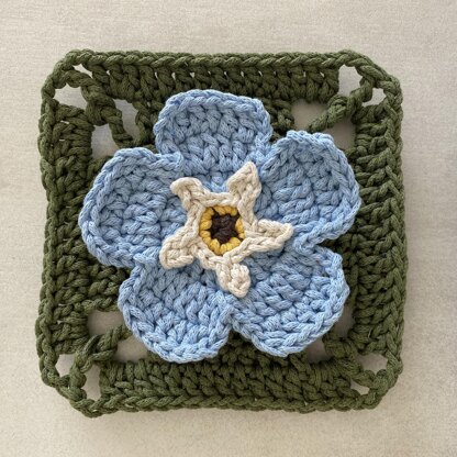 Forget me not Granny Square