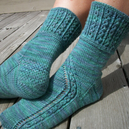 Steppingstone Fiber Creations Bubblicious Socks PDF