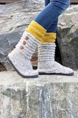 Knit boots with on sale flip flops pattern