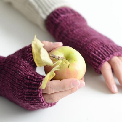 Bookish Fingerless Mitts - knitting pattern