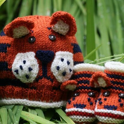 Tiger Paws Baby Hat and Booties