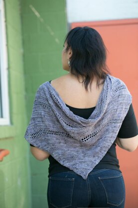 Inverse shawlette