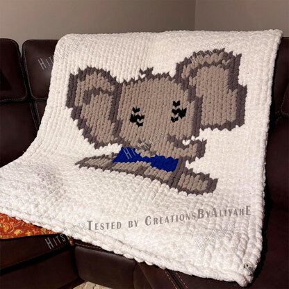 Elephant Finger Knit Blanket